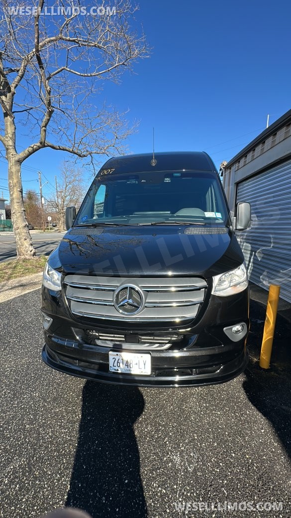 2024 First class customs Mercedes-Benz Sprinter van 3500 xd Sprinter