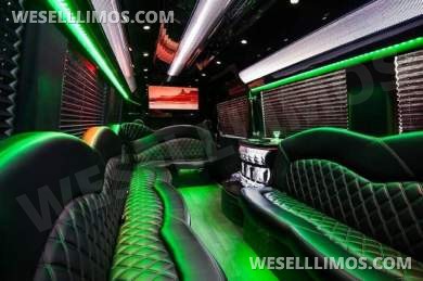 2015 GRECH CUSTOMS Mercedes-Benz 2015 Mercedes-Benz Sprinter 3500 4x2 3500 3dr 170  Limo Bus