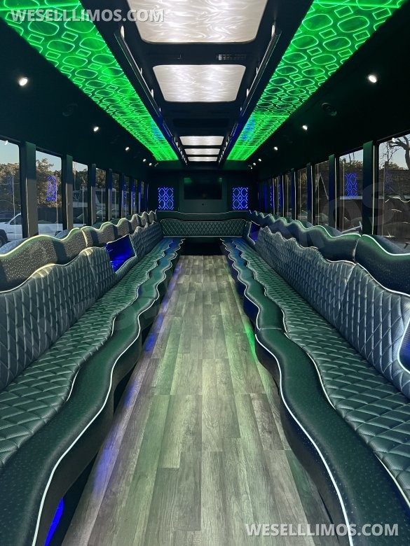 2013 Ford F750 Limo Bus