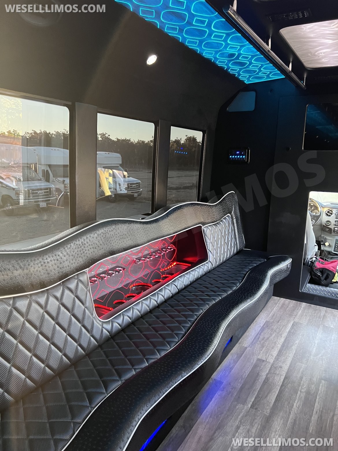 Photo of Limo Bus for sale: 2013 Ford F750 40"