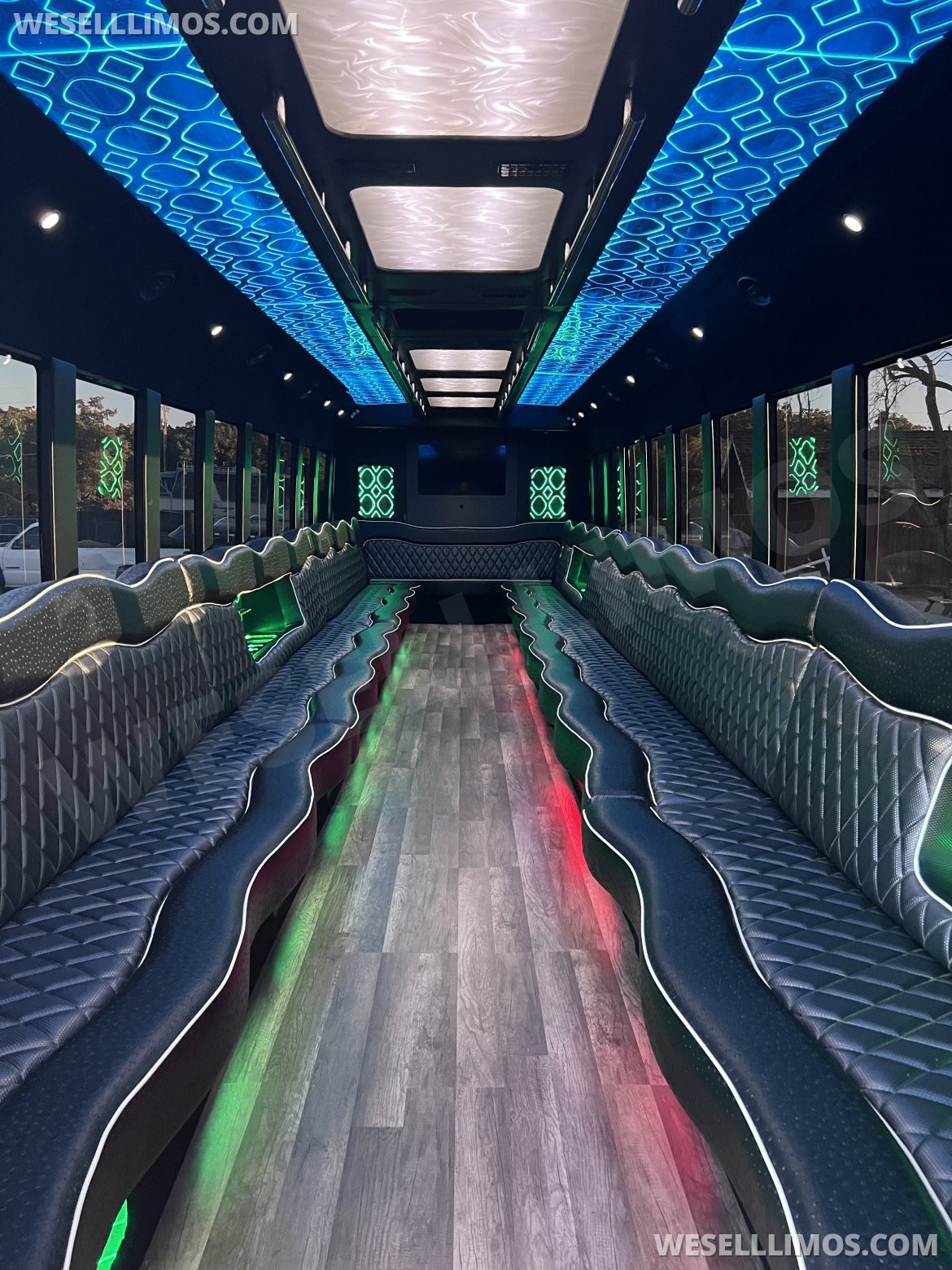 Photo of Limo Bus for sale: 2013 Ford F750 40"