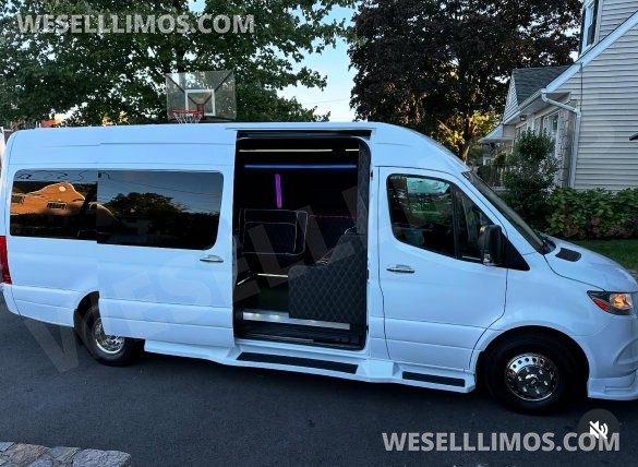 2022 Mercedes-Benz Sprinter 3500xd Limo Bus