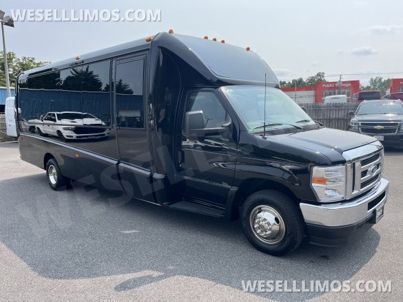 2025 Grech Ford E 450 GM 28 Executive Shuttle