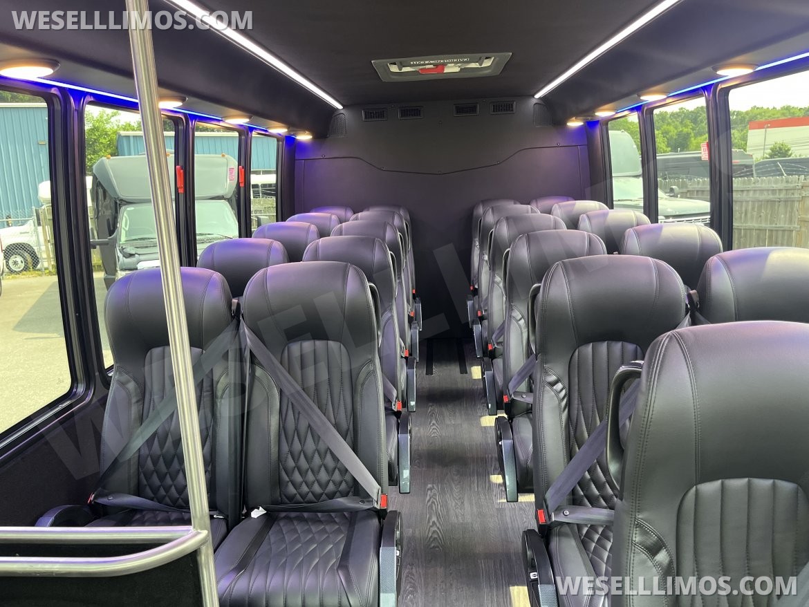 Executive Shuttle for sale: 2025 Ford E 450 GM 28 by Grech