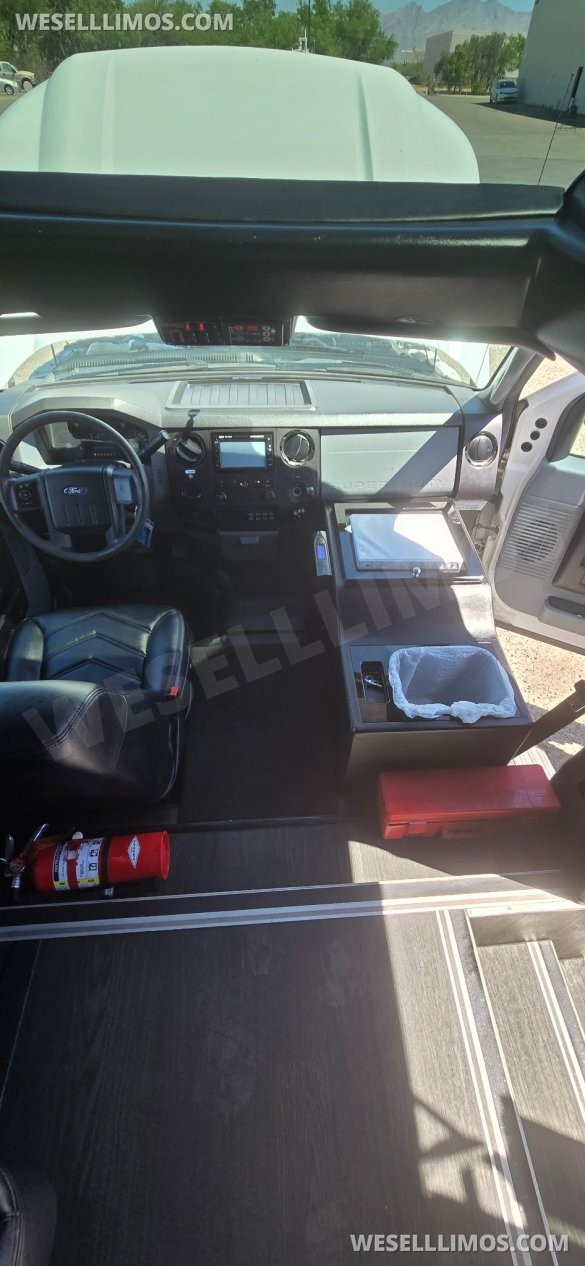 2016 Grech Motors Ford F550 Shuttle Bus