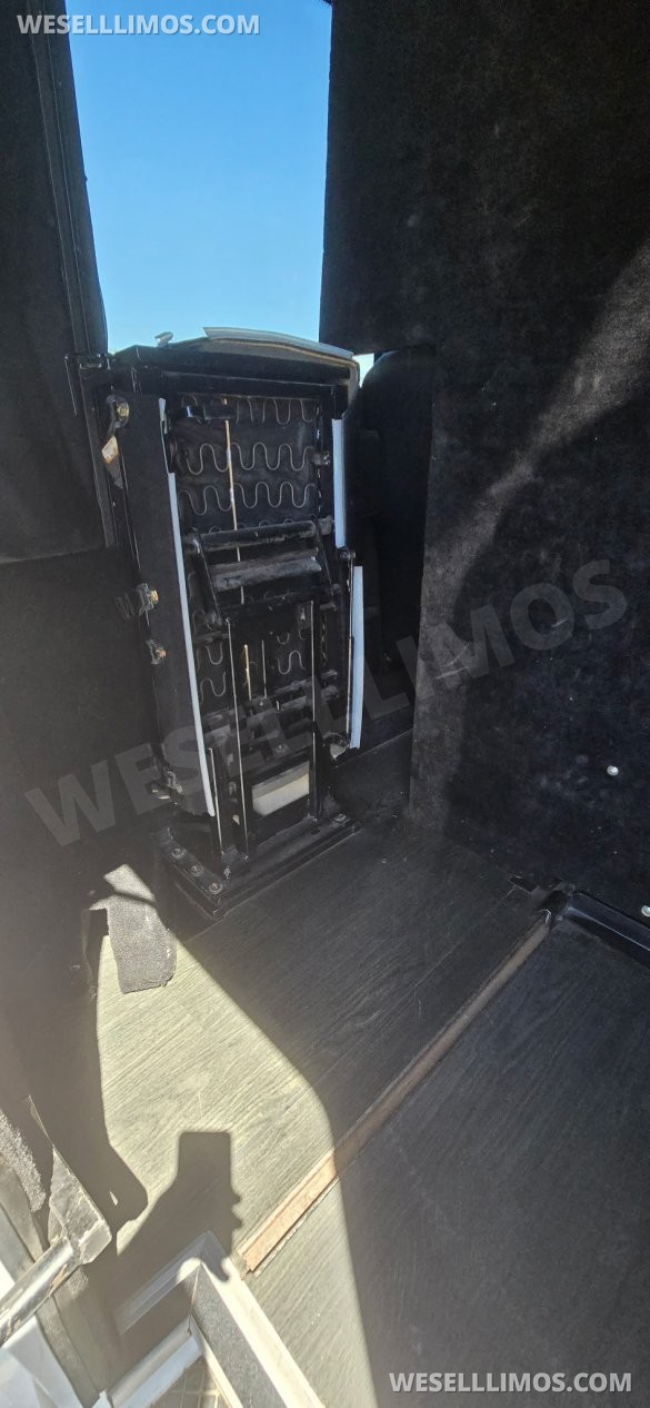 2016 Grech Motors Ford F550 Shuttle Bus