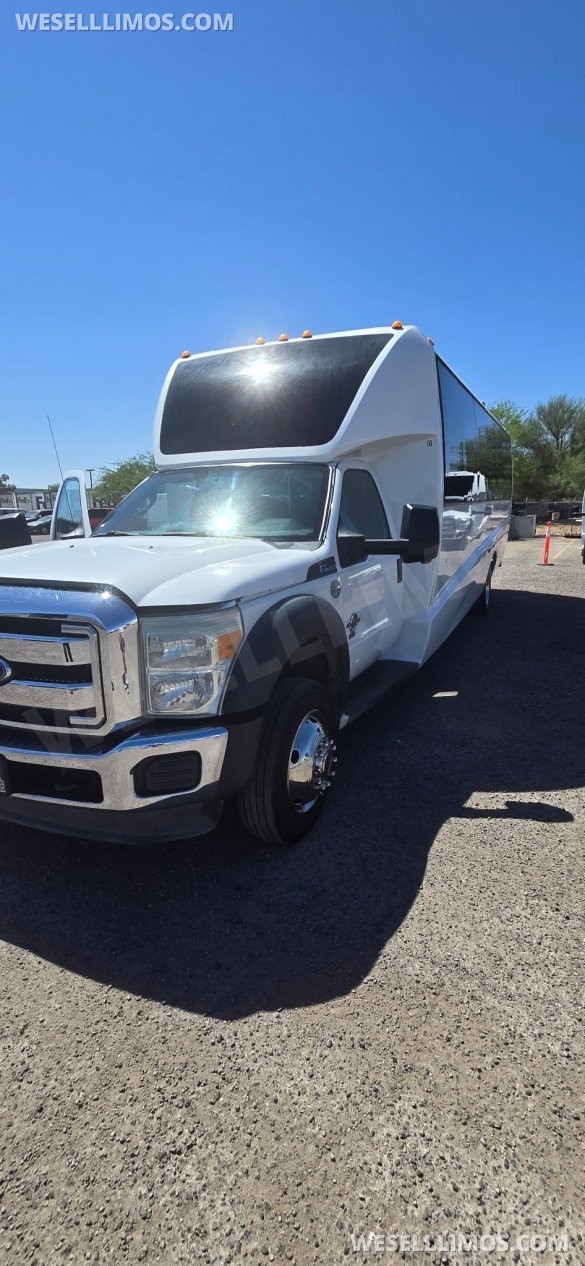 2016 Grech Motors Ford F550 Shuttle Bus