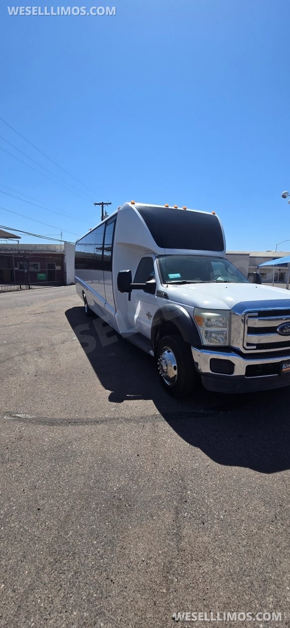 2016 Grech Motors Ford F550 Shuttle Bus