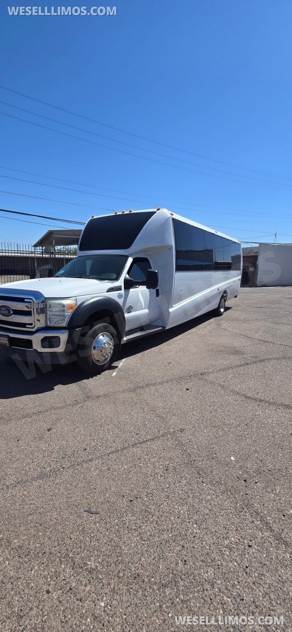 2016 Grech Motors Ford F550 Shuttle Bus
