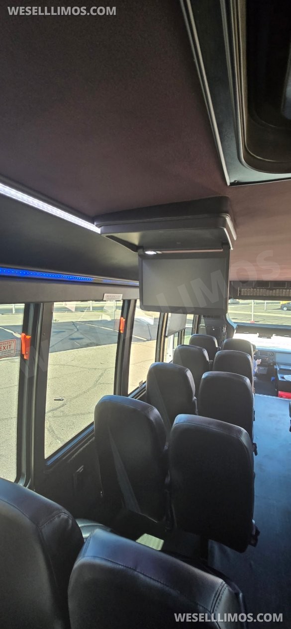 2016 Grech Motors Ford F550 Shuttle Bus
