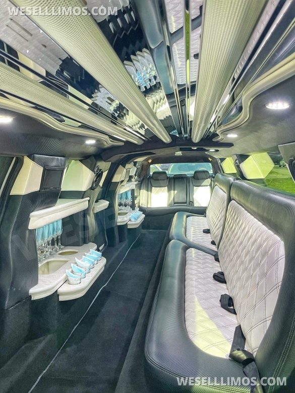 2016 'Limos By Moonlight' Chrysler 300 with Jet and Wedding Door 14 Passenger Limousine.