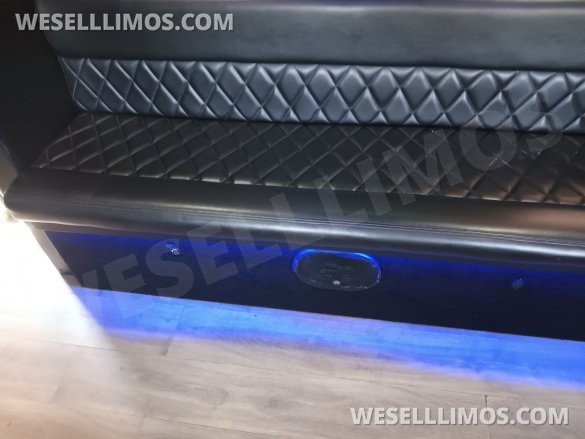 2014 Ford F450 Gaming/Party Bus