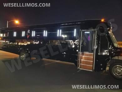2014 Freightliner S2 Limo Bus