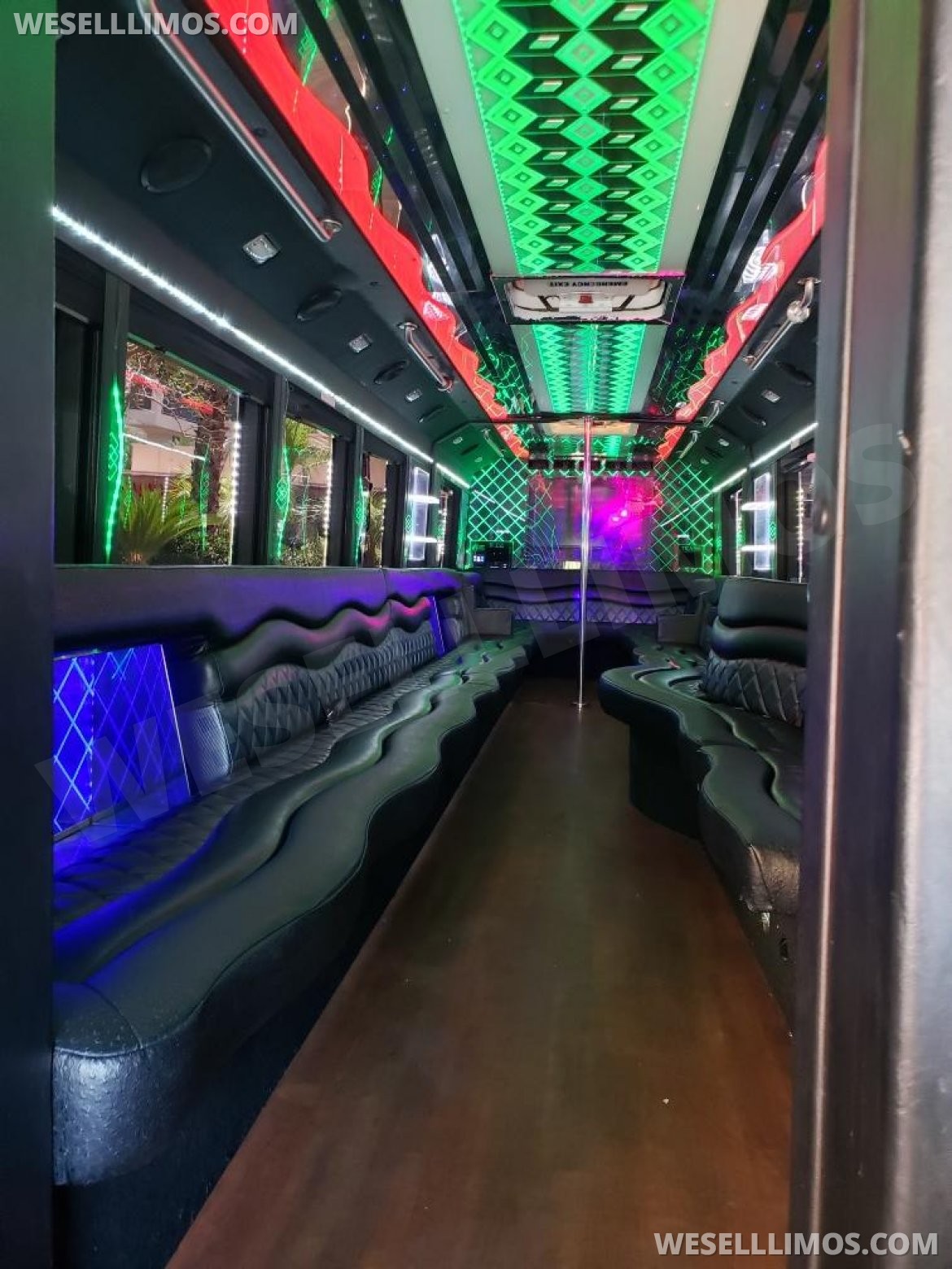 Limo Bus for sale: 2014 Freightliner S2 35"