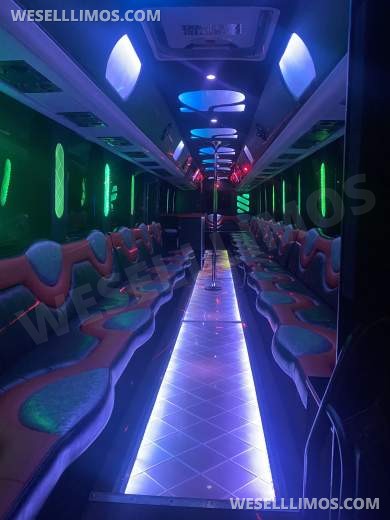 2007 Prevost X3-45 Limo Bus