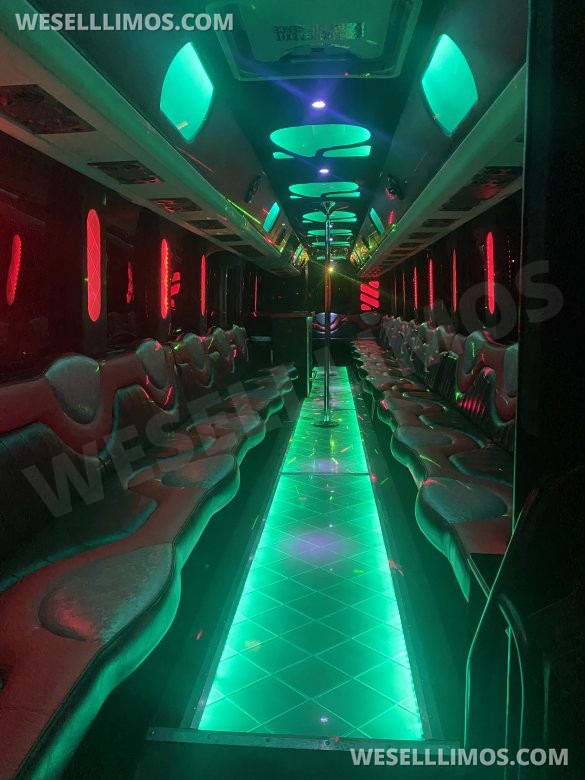 2007 Prevost X3-45 Limo Bus
