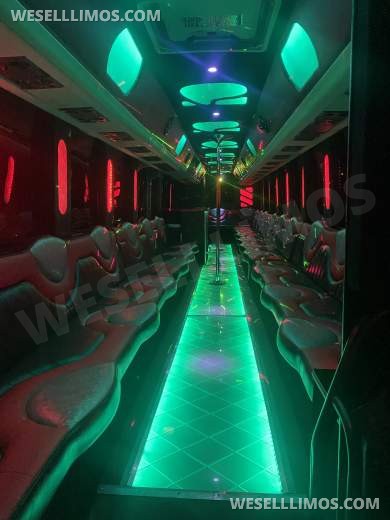 2007 Prevost X3-45 Limo Bus