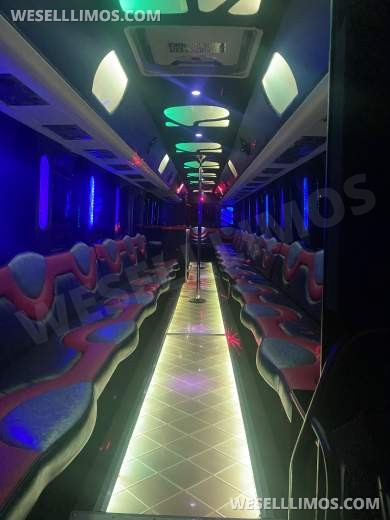 2007 Prevost X3-45 Limo Bus