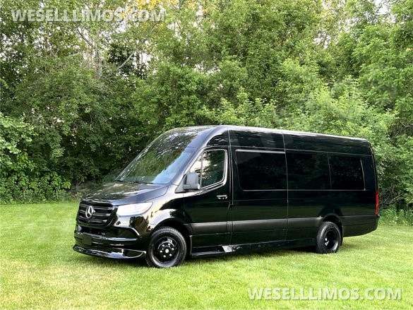 2023 Auto Elite 15 Passenger Coach Road Liner 747 Executive Shuttle Mercedes-Benz Sprinter