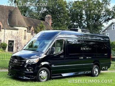 2024 Eco Revolution Heat/Massage Seats SolarPowered 12 hr Lith Battery Auto Elite MB Sprinter