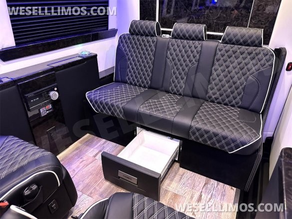 2022 4x4 V6 Road Liner Limousine 15 Passenger Auto Elite Mercedes-Benz Sprinter