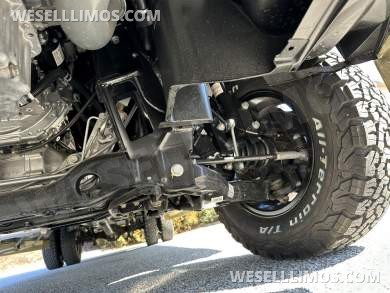 2022 4x4 V6 Road Liner Limousine 15 Passenger Auto Elite Mercedes-Benz Sprinter
