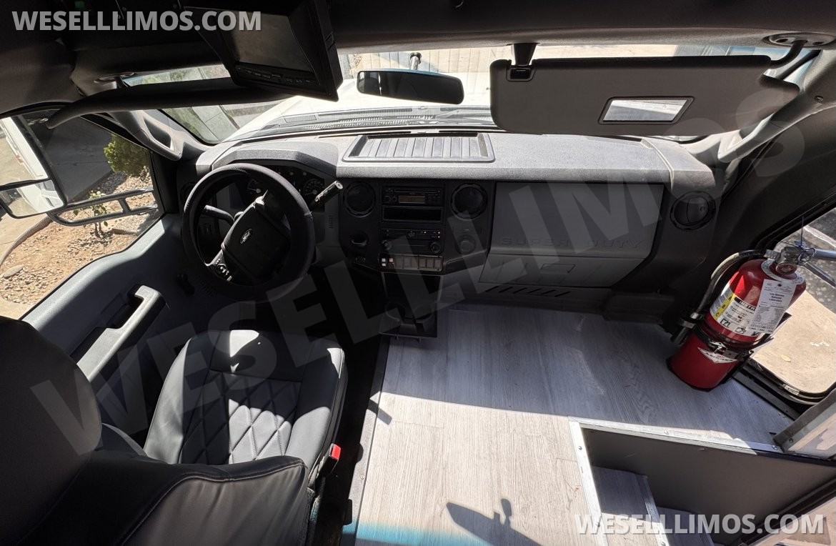 Photo of Limousine for sale: 2017 Ford F450 diesel