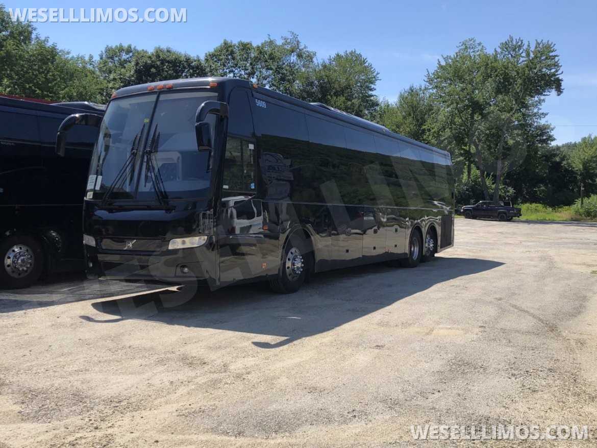 Motorcoach for sale: 2018 Volvo 9700