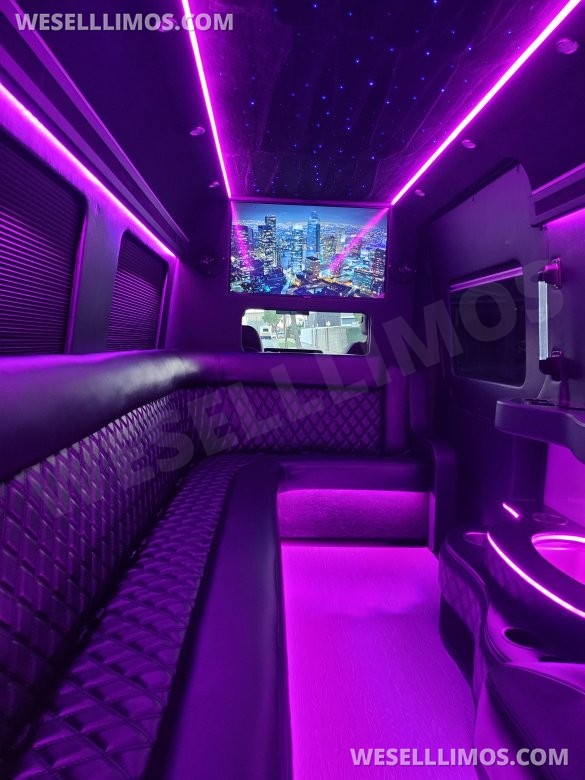 2022 Global  Mercedes-Benz Sprinter  Sprinter
