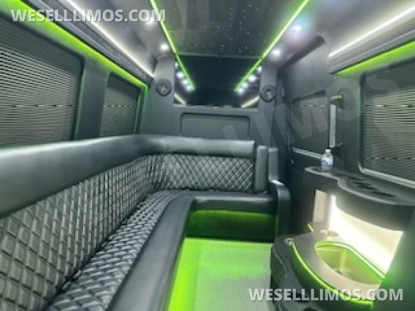 2022 Global  Mercedes-Benz Sprinter  Sprinter