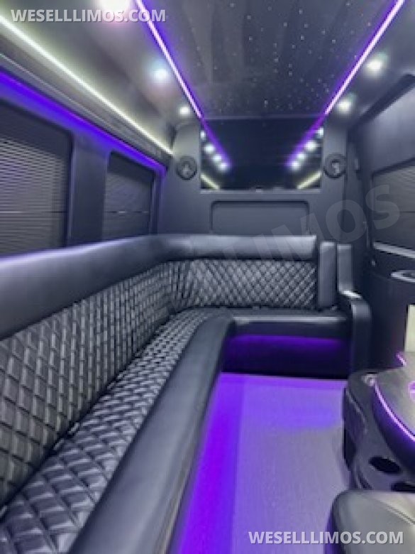 2022 Global  Mercedes-Benz Sprinter  Sprinter