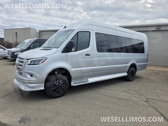Brand New Global Motor Coach Mercedes Sprinter Limo 14 PAX