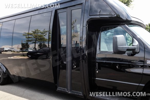 2018 Ford E-450SD 24 Passenger Limo/Party Bus by Global Motor Coach
