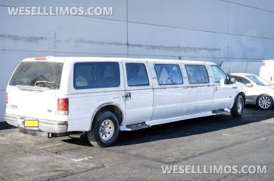 2002 Ford Excursion SUV Stretch for Sale in santa clarita, California, US - Photo 3