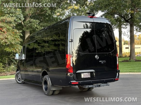 2025 15 Passenger Limousine AMG Sport Trim Auto Elite Mercedes-Benz Sprinter