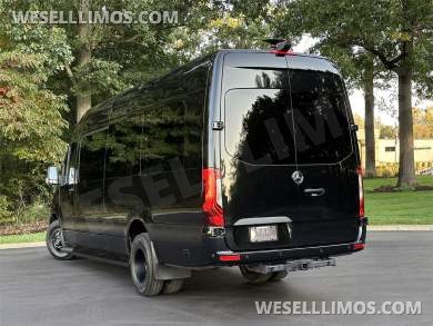 2025 15 Passenger Limousine AMG Sport Trim Auto Elite Mercedes-Benz Sprinter