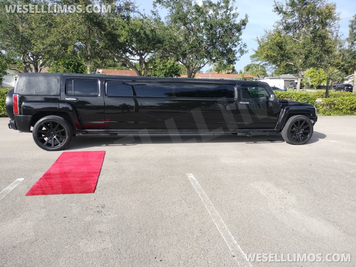 SUV Stretch for sale: 2006 Hummer H3 320"