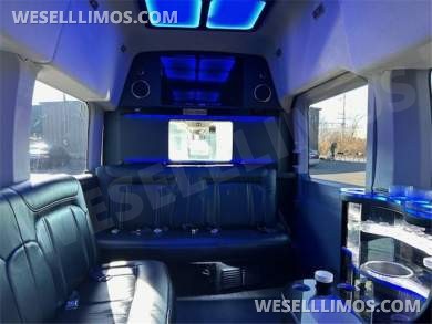 2018 Royale Ford Transit Limo Limousine