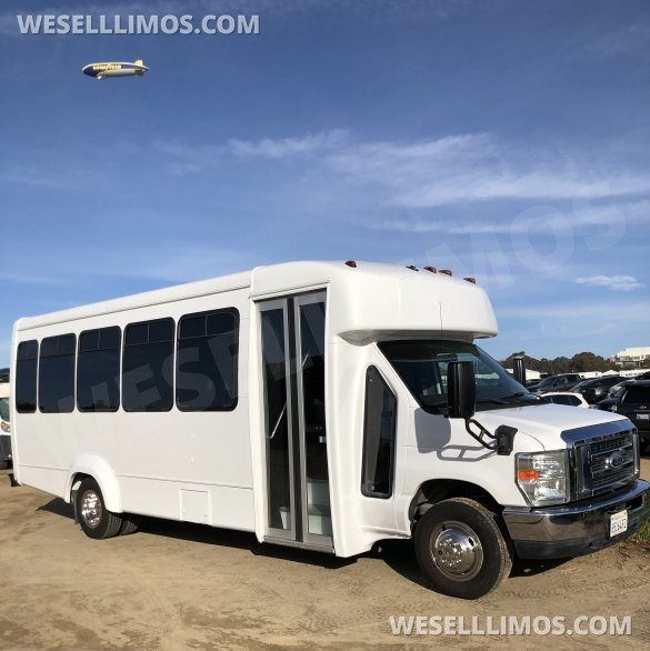 2012 Ford E450 gasoline party bus limo  Limo Bus