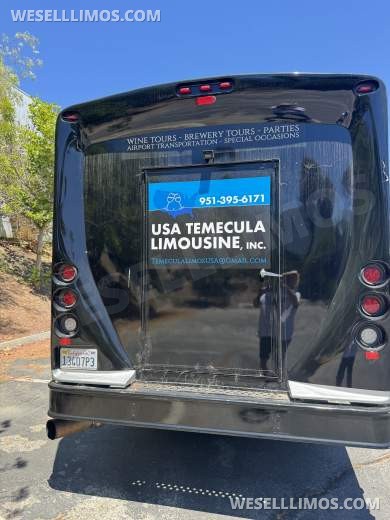 2014 Specialty Vehicles Group International navistar diesel Limo Bus