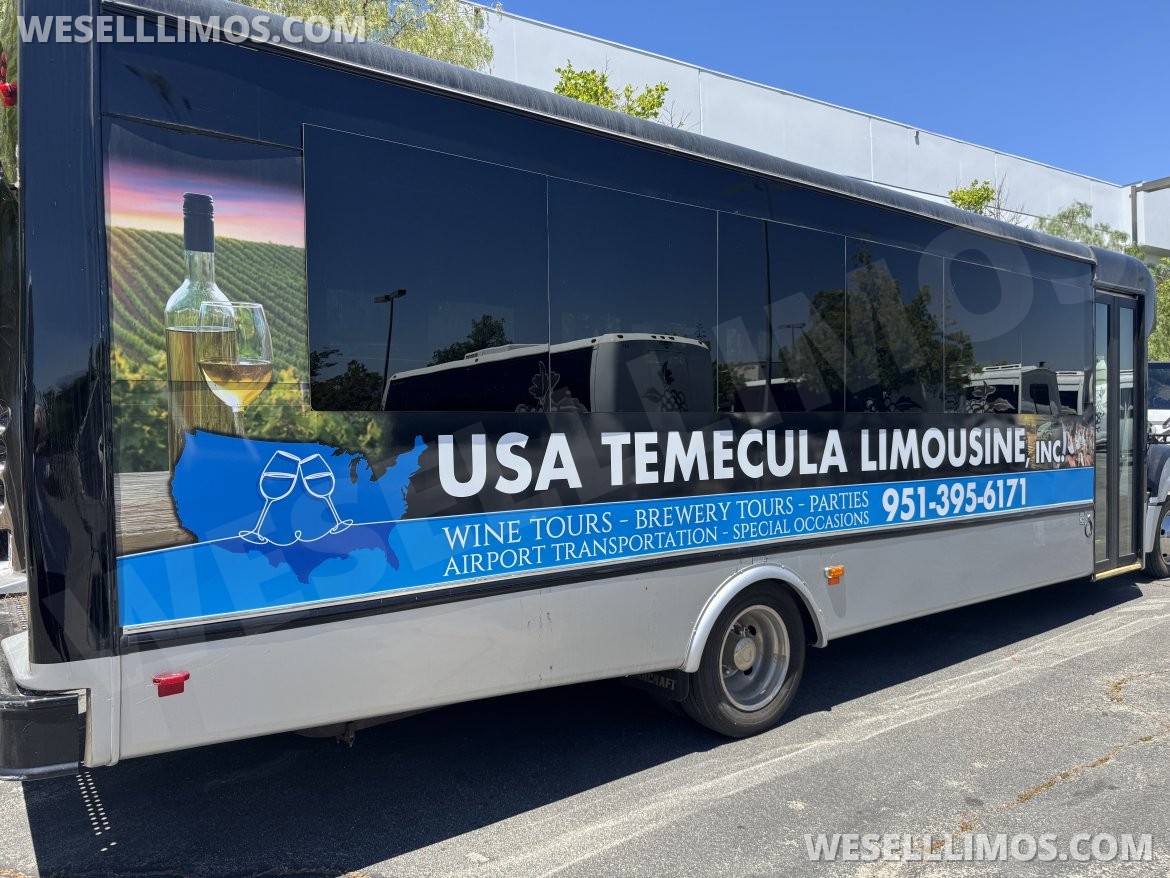 Photo of Limo Bus for sale: 2014 International navistar diesel 40&quot; by Specialty Vehicles Group