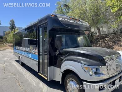 2014 Specialty Vehicles Group International navistar diesel Limo Bus