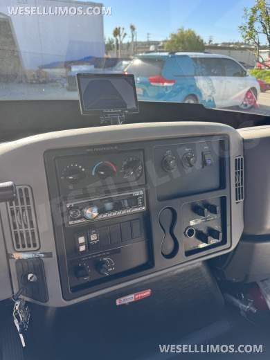 2014 Specialty Vehicles Group International navistar diesel Limo Bus - Limo Bus for Sale in Laguna Niguel, CA - Photo 11