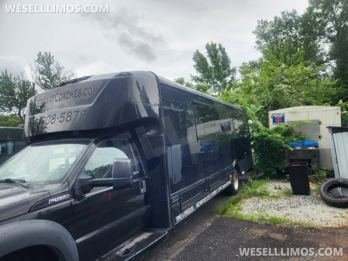 Photo of Limo Bus for sale: 2014 Ford F550 34&quot; by LGE Coach Builder