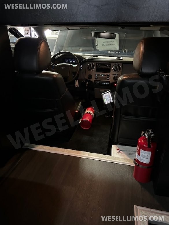 2012 Newport Carter Reed Grech Engineer Ford F550 Executive Shuttle