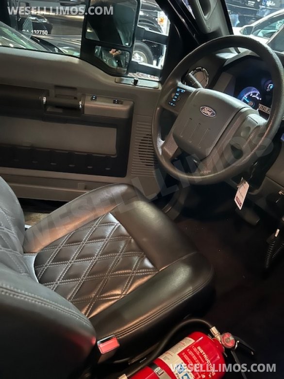 2012 Newport Carter Reed Grech Engineer Ford F550 Executive Shuttle
