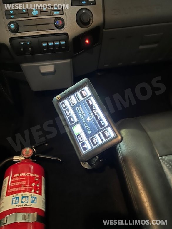 2012 Newport Carter Reed Grech Engineer Ford F550 Executive Shuttle