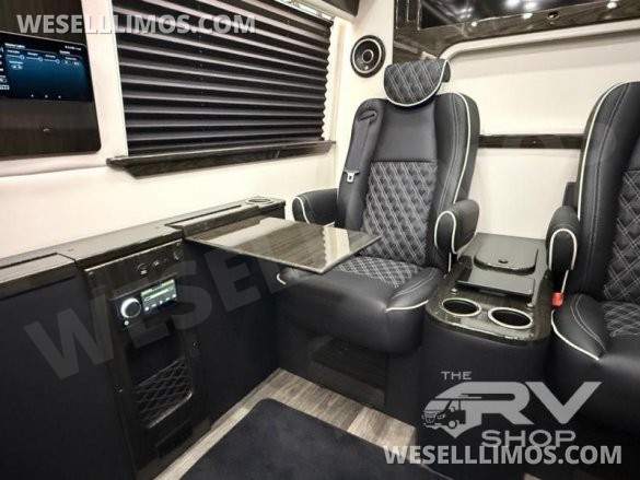 2025 OGV Luxury Coach Mercedes-Benz V-Cruise 10OB Sprinter