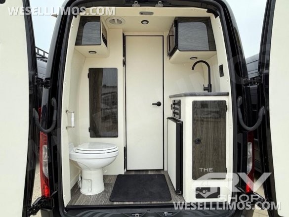 2025 OGV Luxury Coach Mercedes-Benz V-Cruise 10OB Sprinter