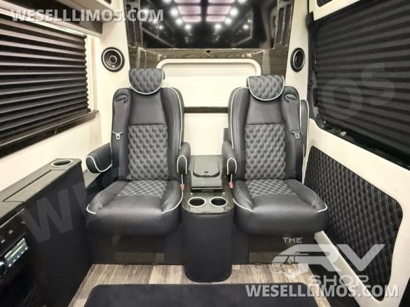 2025 OGV Luxury Coach Mercedes-Benz V-Cruise 10OB Sprinter
